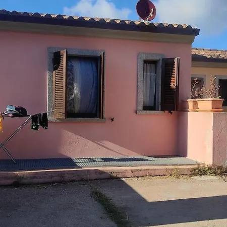 Isola Rossa La Paduledda Vista Mare Il Mirto Apartmán Cascabraga