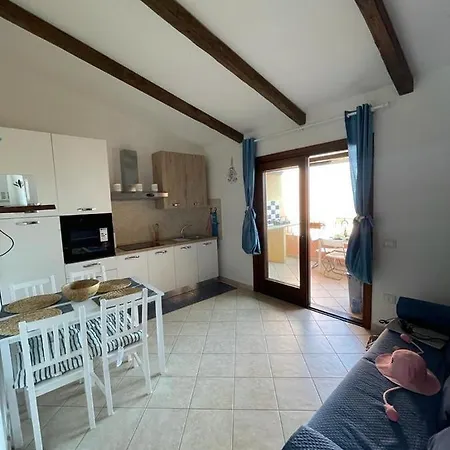 Isola Rossa La Paduledda Vista Mare Il Mirto Apartmán Cascabraga