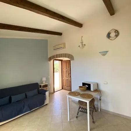 Isola Rossa La Paduledda Vista Mare Il Mirto Apartmán *