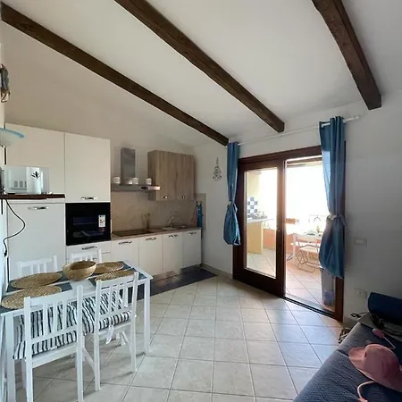 Isola Rossa La Paduledda Vista Mare Il Mirto Apartmán Cascabraga